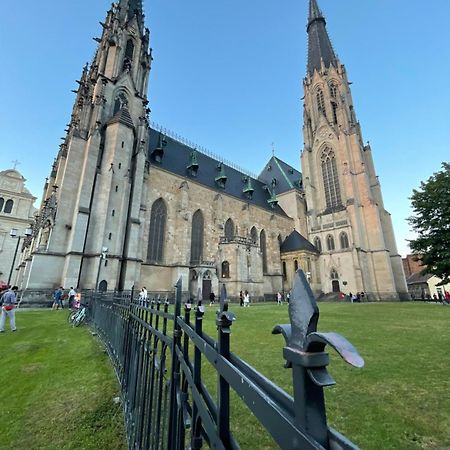 Kovarik Apartments I Olomouc Luaran gambar