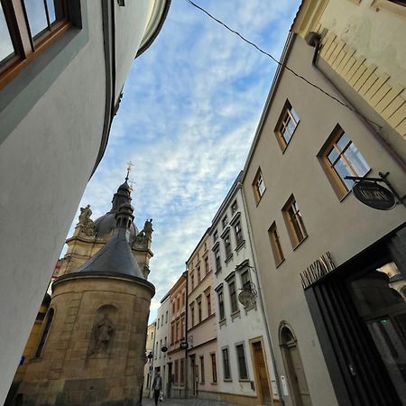 Kovarik Apartments I Olomouc Luaran gambar