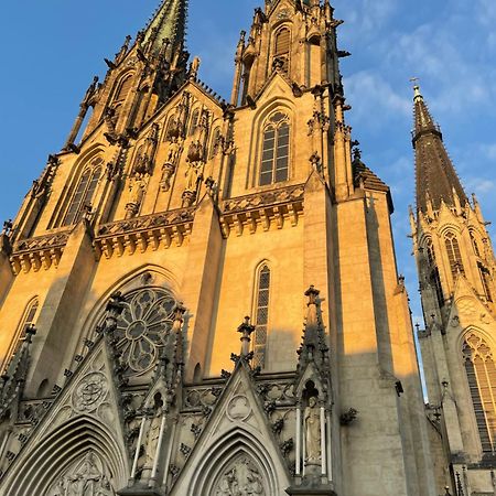 Kovarik Apartments I Olomouc Luaran gambar