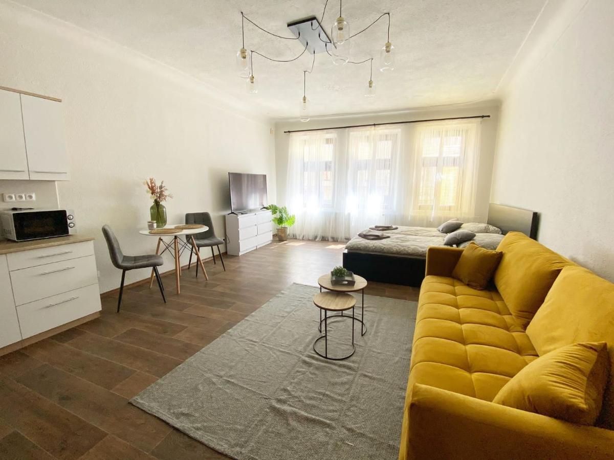 Kovarik Apartments I Olomouc Luaran gambar